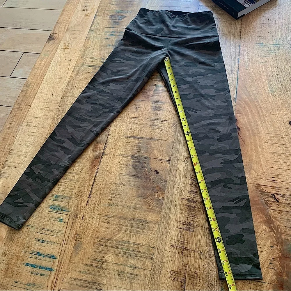 Onzie moss camo